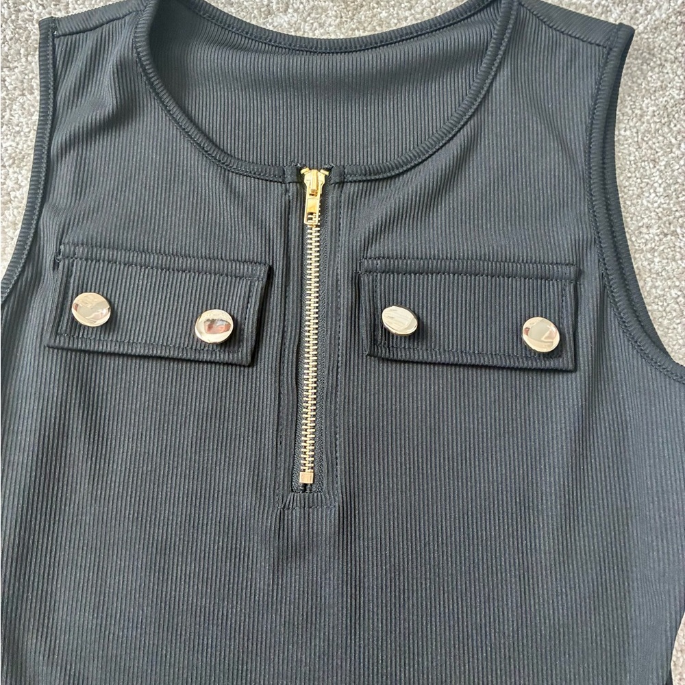 Lot of 2 Ladies New Tops - Picture 5 of 7